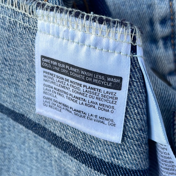Levi’s Trucker Jean Jacket - Picture 8 of 13